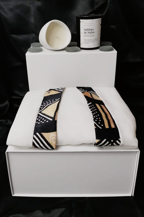 Coffret Sublime de Nubie - Kimono Wax Bogolan 👘 + 2 Bougies Parfumée et Massage Karité Bio 💆🏽‍♀️